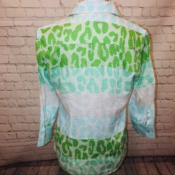 Paperwhite multicolored button down shirt. - Picture 5 of 8